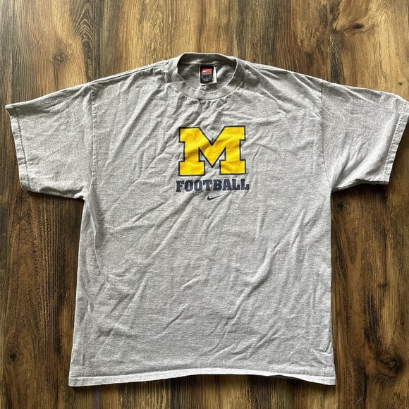 90s Vintage Nike University of Michigan Football Tee Shirt, Size L,Center Swoosh - Picture 1 of 10